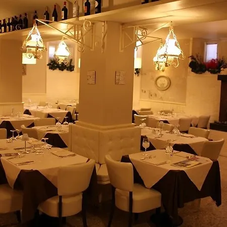 Hotel Il Grottino Tivoli
